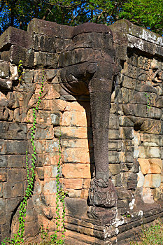 柬埔寨暹粒省吴哥古城战象平台石雕