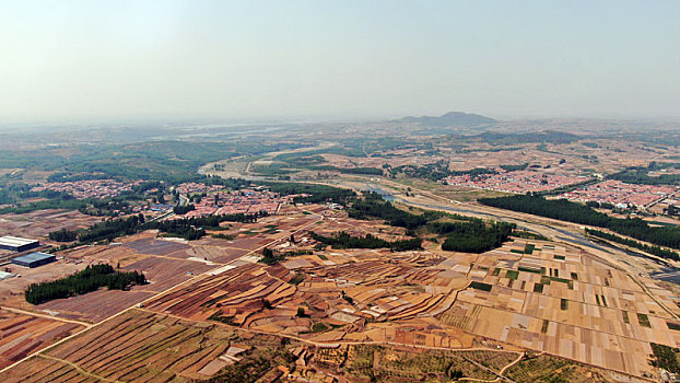 山东省日照市,航拍莒县袁公河畔,乡村风景入画来