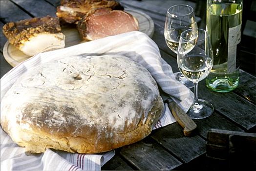 黑麦面包,熏肉,白葡萄酒,奥地利