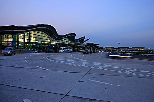 杭州萧山国际机场航站楼夜景