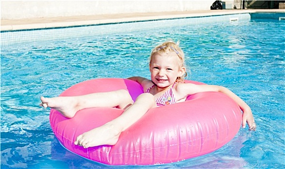 小女孩,橡皮圈,游泳池