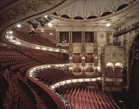 英国国家歌剧院,竞争,右边,礼堂