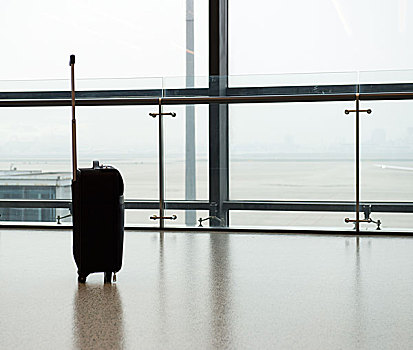 黑色,手提箱,机场休息室