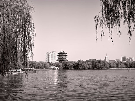 大明湖风景区