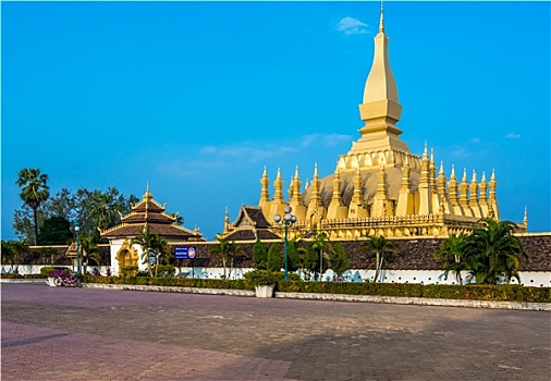 塔銮寺,佛塔,老挝