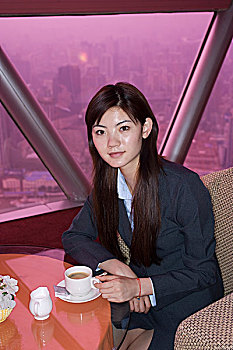 职业女性,拿着,茶杯,东方明珠塔,浦东,上海,中国
