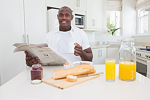 微笑,男人,早餐,厨房
