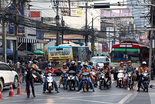 许多,摩托车,驾驶员,等待,交叉,交通,混乱,曼谷,泰国,亚洲
