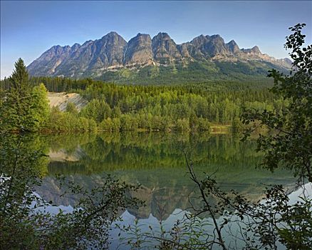山,湖,北方针叶林,罗布森山,公园,不列颠哥伦比亚省,加拿大