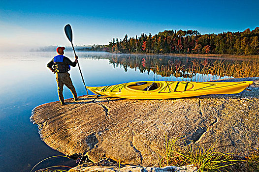男人,皮筏艇,兔子,湖,靠近,苏人,安大略省,加拿大