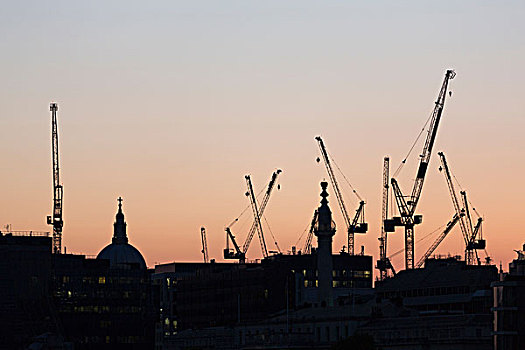 圣保罗大教堂,黄昏,围绕,建筑起重机,伦敦,英格兰,英国