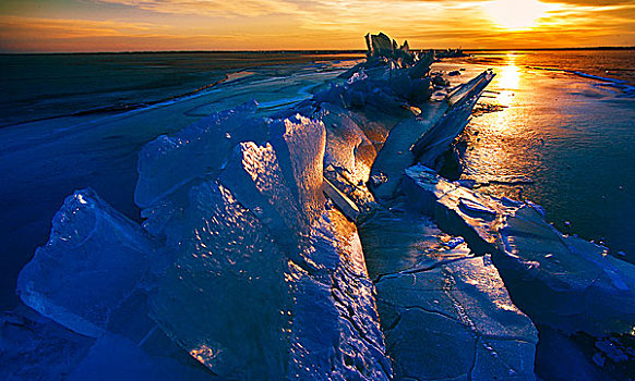 黑龙江向阳湖冰景奇观