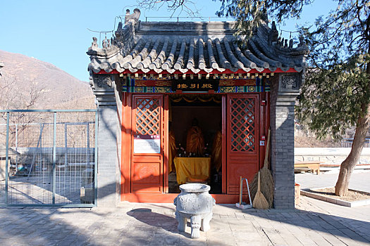 北京市级文保石景山著名古刹天泰山慈善寺