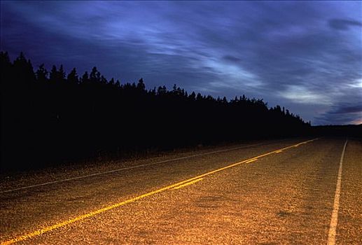 道路,夜晚