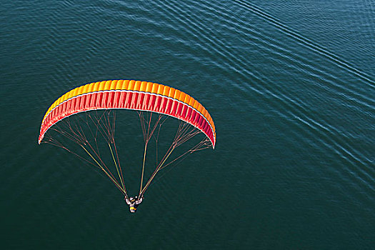滑翔伞,飞行,滑伞运动,愉悦,度假,马焦雷湖,高山湖,洛迦诺,瑞士,航拍,提契诺河