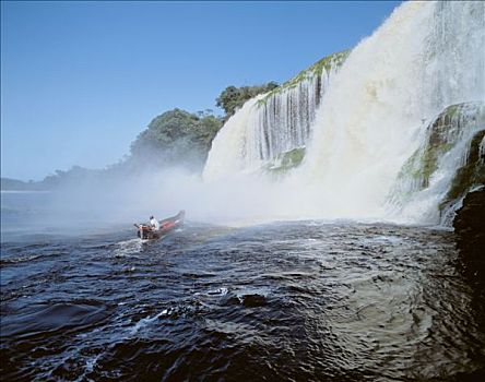 瀑布,泻湖,卡奈伊玛国家公园,委内瑞拉