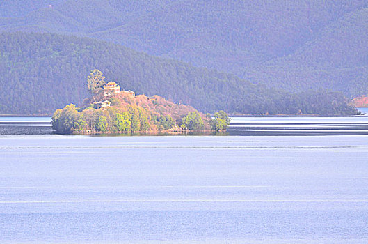 泸沽湖