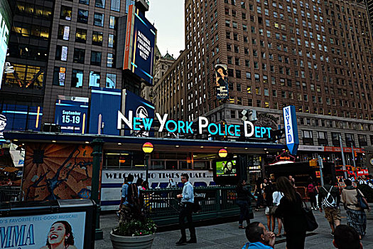 纽约时代广场警察局