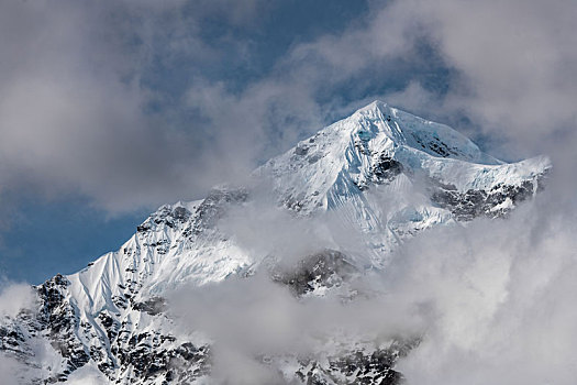 梅里雪山