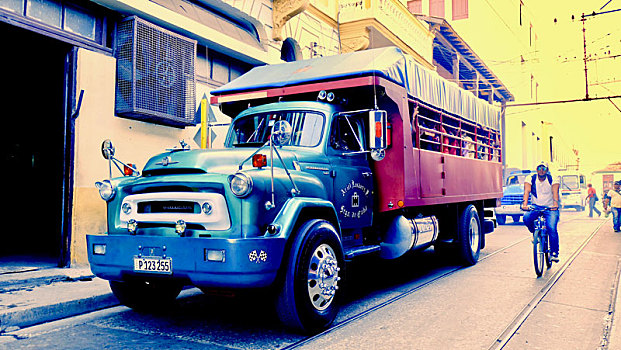 古巴圣地亚哥,当地,人的,公交车