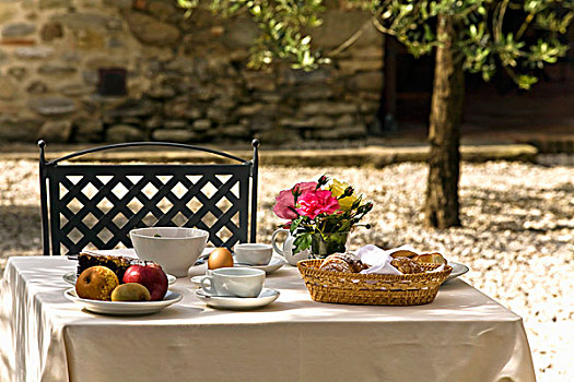 花园桌,早餐