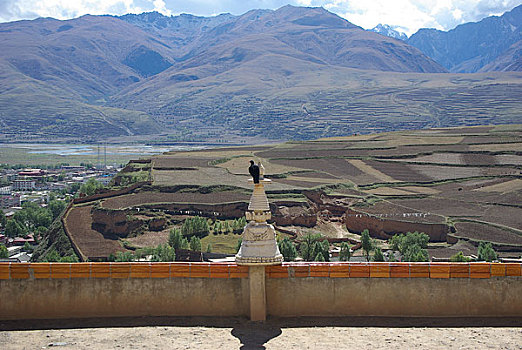 西藏甘孜寺