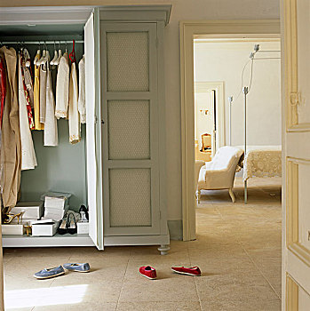 更衣室,大,木质,衣柜,涂绘,苍白,灰色
