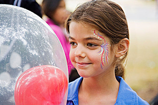 女孩,脸,涂绘,拿着,气球