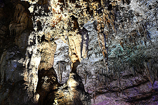 历时30年,19次科考,科学家让贵州双河洞成为,亚洲第一长洞