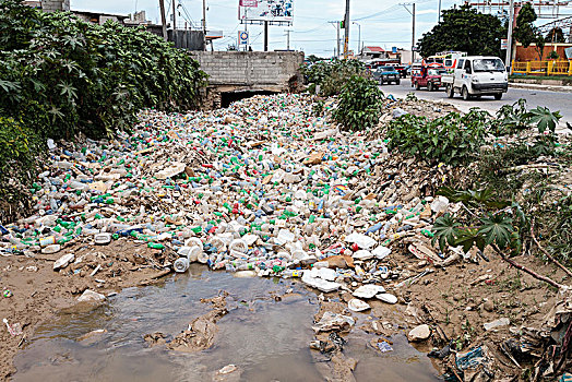 塑料制品,垃圾,塑料瓶,街道,太子港,海地,中美洲