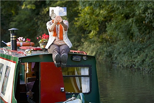 女人,读,书本,狭窄,船,运河