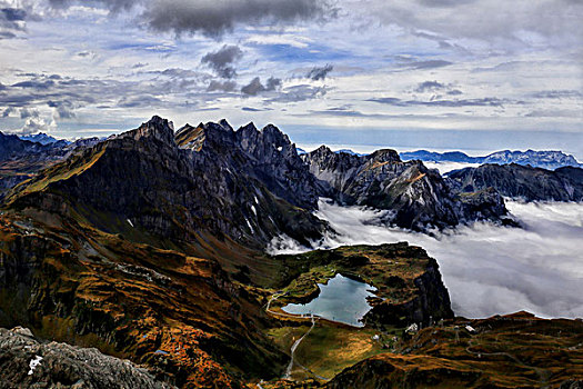 阿尔卑斯山