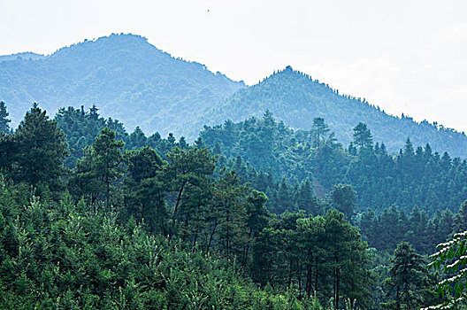 桂林山景秋色