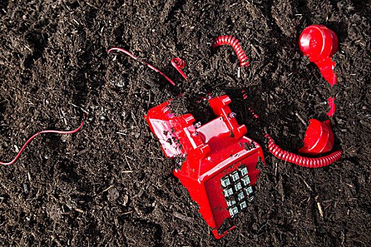 红色,复古,电话,掩埋
