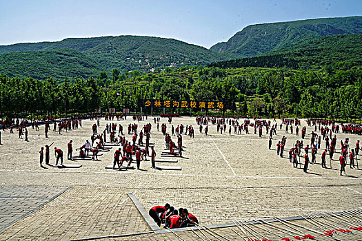 河南嵩山少林寺塔沟武术学校