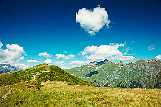山,阿布哈兹,心形,云,蓝天