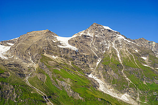 顶峰,陶安,奥地利