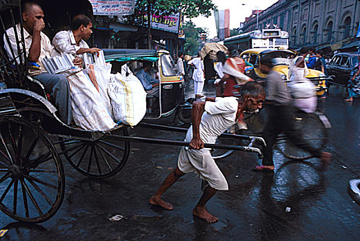 赤脚,雨天,一个,男人,乘客,光滑,街道,加尔各答,手,人力车,印度