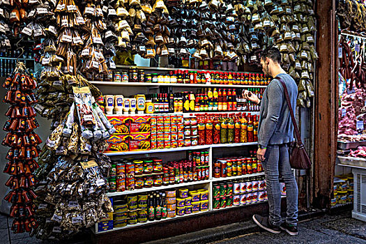 男青年,选择,调味品,市场货摊,圣保罗,巴西