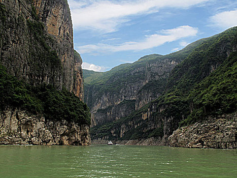 重庆巫山大宁河小三峡之一,滴翠峡峡口