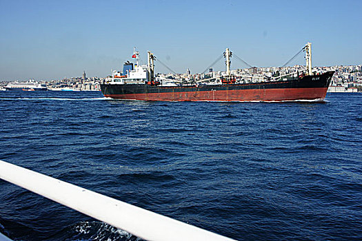 博斯普鲁斯海峡,油轮