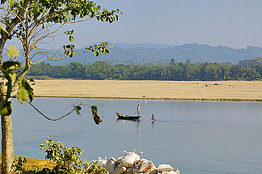 河,山,南,孟加拉,十二月,2005年