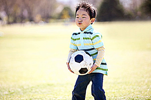 日本人,男孩,玩,足球,公园