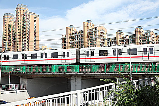 上海市地铁一号线高架桥