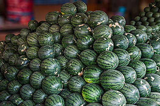 泰国清迈古城里的水果市场---西瓜
