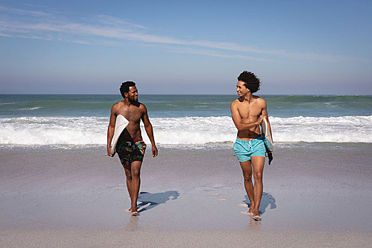 男青年,冲浪板,走,海滩,阳光
