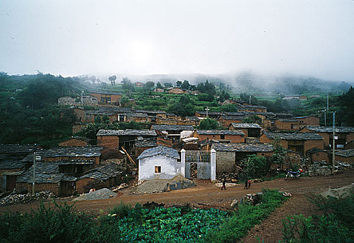 云南会泽乌蒙山