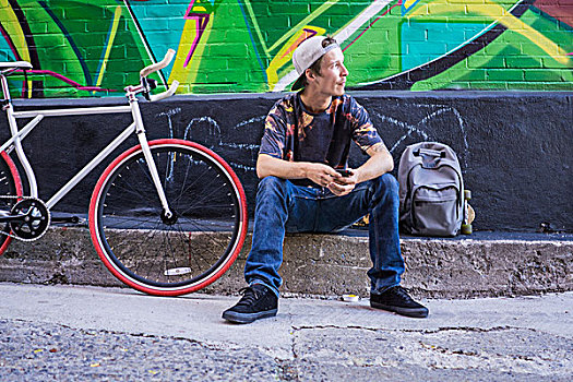 男青年,自行车,涂鸦,墙壁,高原,蒙特利尔,魁北克,加拿大