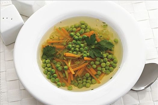 蔬菜汤,豌豆,胡萝卜