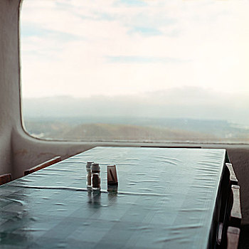 桌子,窗户,椅子,打横褶,下面,桌布,调味品,牙签,上面,兰索罗特岛,2007年